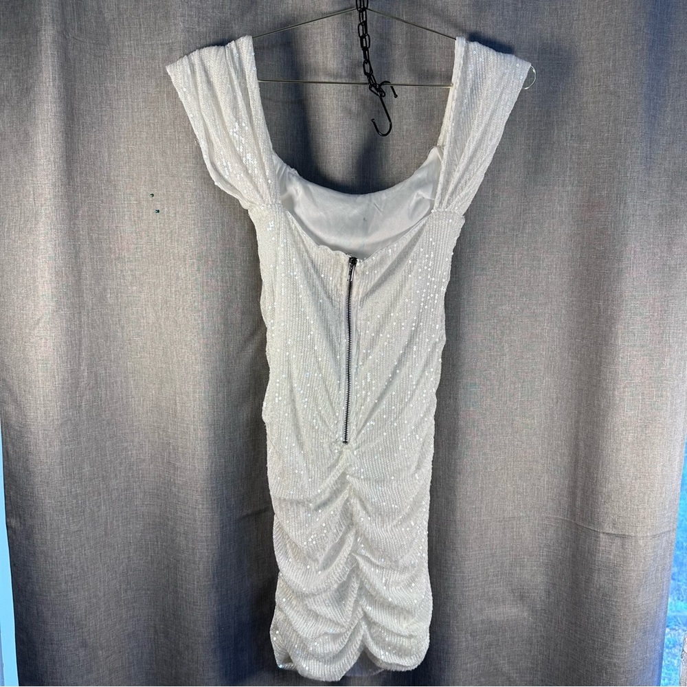 Hello Molly FREQUENT THE CLUB DRESS WHITE Size 8. NWT - Picture 4 of 12